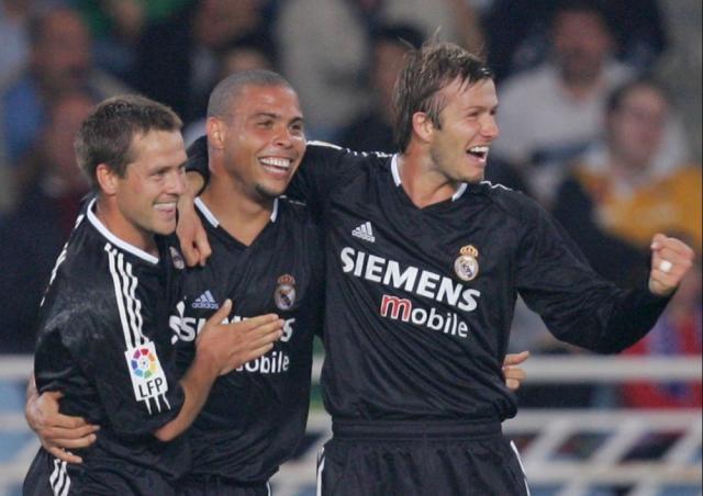 欧文：范戴克是世界最佳中卫，防本泽马难不倒他